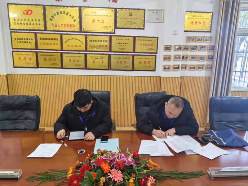 1705629169243104.jpg f0096bf6d50a06010f8ccabc567942f.jpg